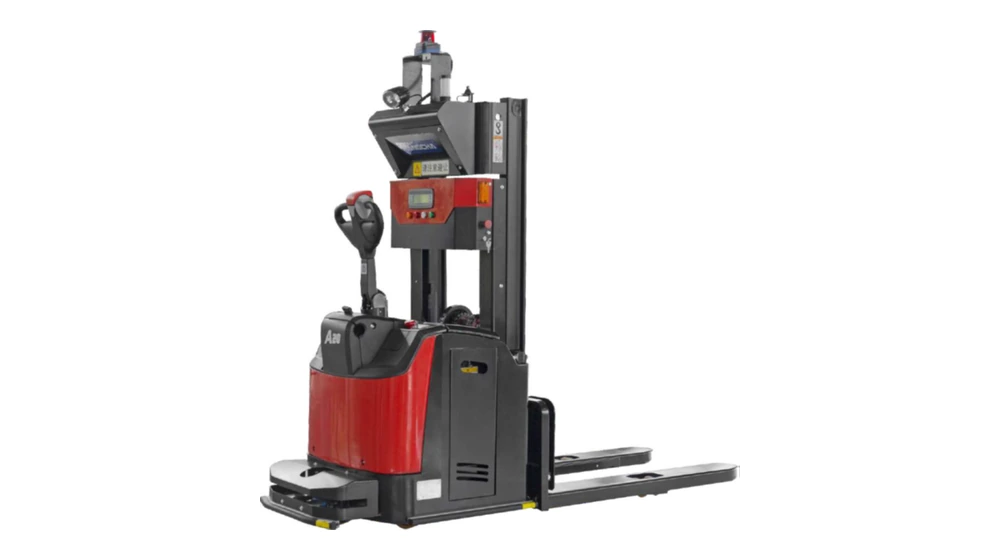 Automated pallet stacking, lifting and storage operations in warehouses.
